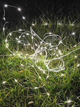 Гирлянда светодиодная 10м 100LED на солнечной батарее аккум. NI-MH 300мА.ч КОСМОС KOC_SOL197 - smartlife-ural.ru – Екатеринбург
